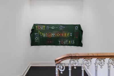 Delphine Coindet, «Autofriction», Ausstellungsansicht, 2023, KBCB, Foto: Lea Kunz