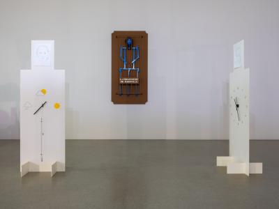Jos de Gruyter & Harald Thys, Impressions de Biel, Ausstellungsansicht Kunsthaus Biel Centre d’art Bienne 2024, Courtesy the artists, Foto: Lea Kunz
