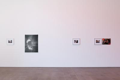Loretta Fahrenholz, «Champagner Galopp», Ausstellungsansicht, 2024KBCB, Foto: Lea Kunz
