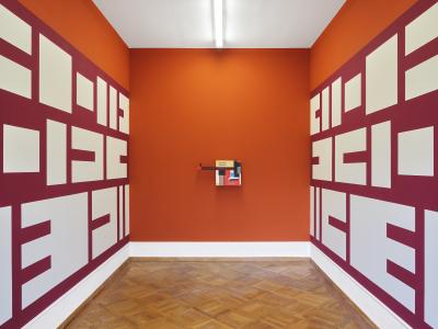 Nathalie Du Pasquier, Olivier Mosset, 1+1=3, Ausstellungsansicht, 2024, KBCBFoto: Thomas Annaheim Lambert