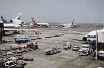 Peter Fischli, David Weiss, Airport, 1990