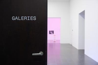 Galerie Entrance